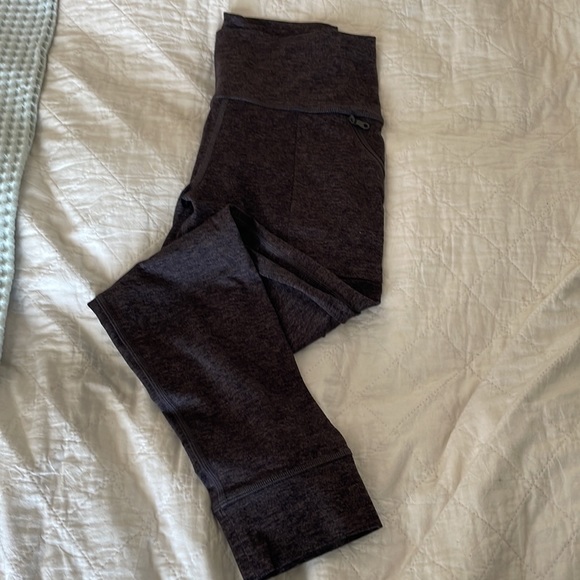 Aerie offline high rise higher legging - Picture 2 of 3